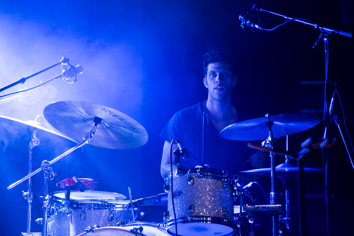 Mario Telaro performing